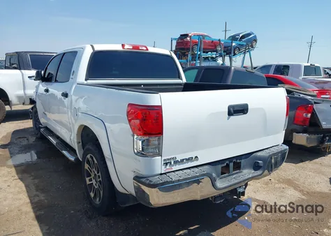 2013 Toyota Tundra Grade 5.7L V8 z USA, uszkodzony, nr VIN 5TFEY5F10DX146116